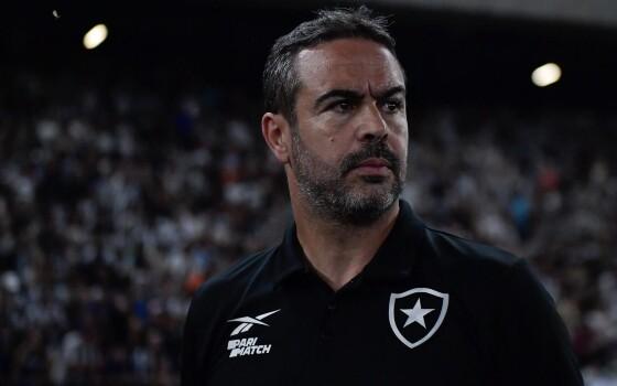 Artur Jorge acerta sua saída do Botafogo 